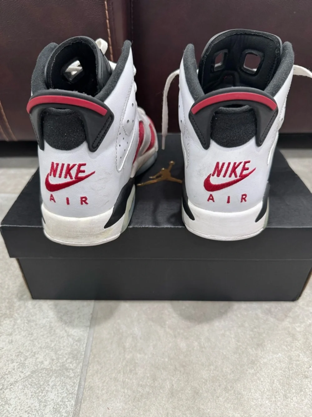 Size 6.5Y/8 Women- Jordan 6 Retro OG Mid Carmine - Picture 3 of 6